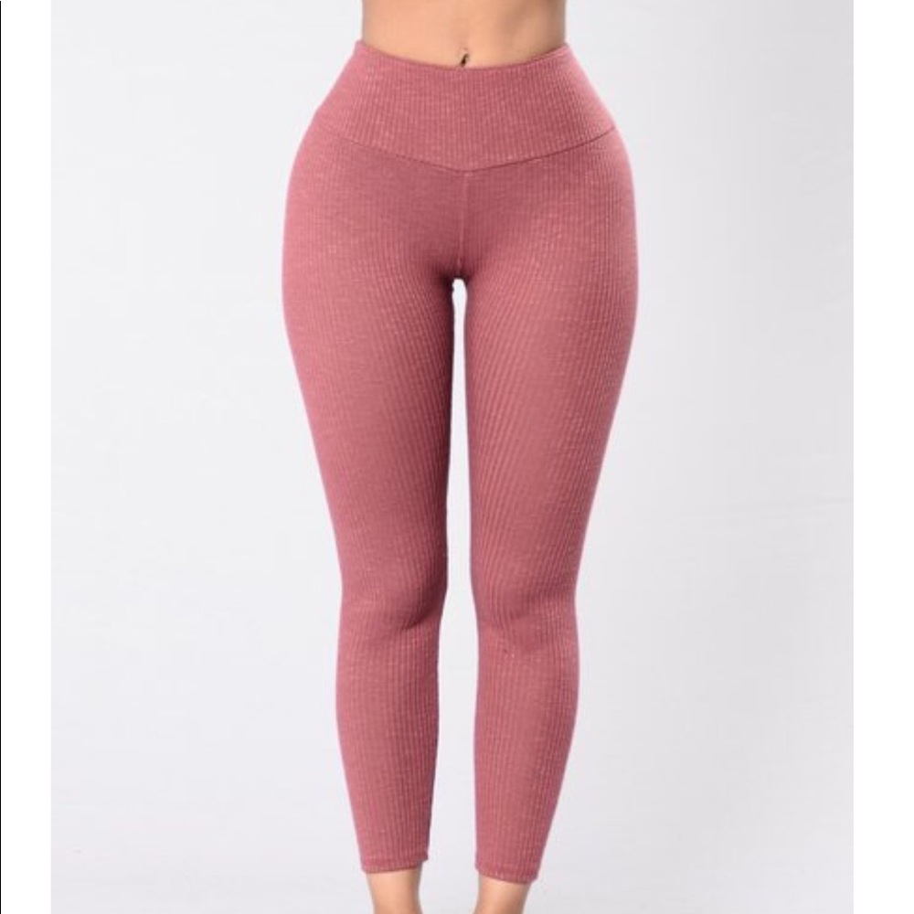 Fashion nova leggings